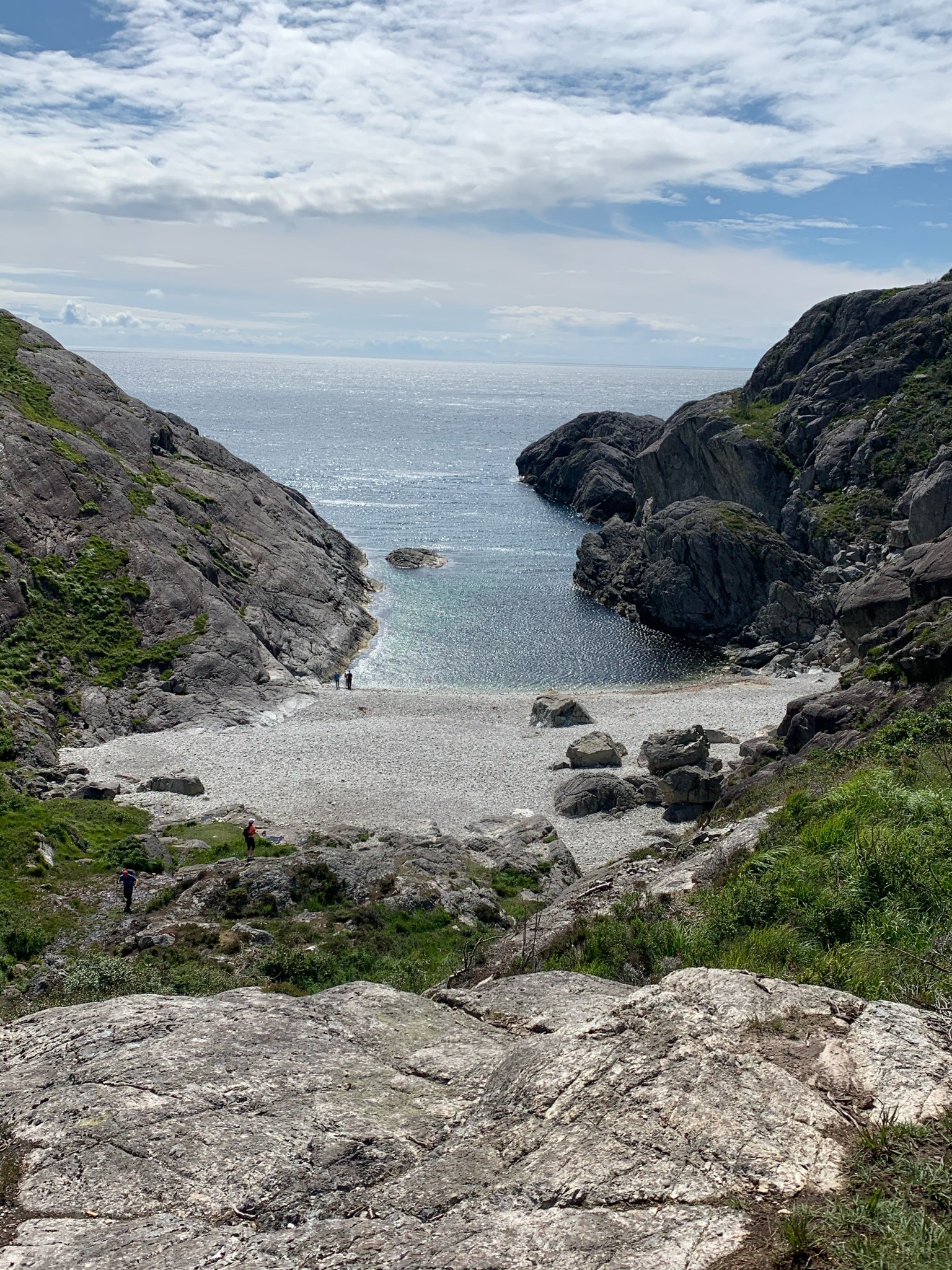 E18E457E 8143 4B6C BDC6 8F13D1CB12AD